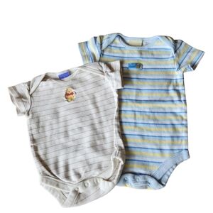 Lot of 2 Disney Winnie The Pooh Onesies Sizes 0-6 Months